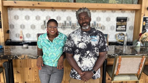 Crowns and Hops co-founders Beny Ashburn (left) and Teo Hunter (right) at their taproom residency in downtown LA.