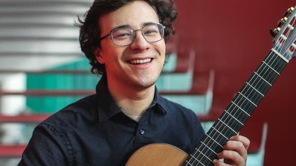 Michael Vascones